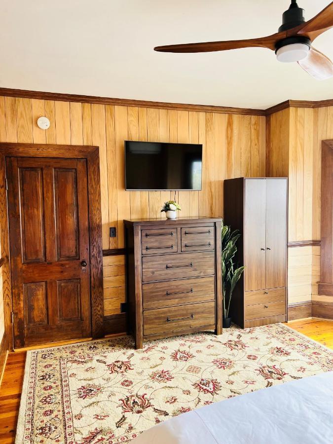 Monterey Inn Eksteriør bilde