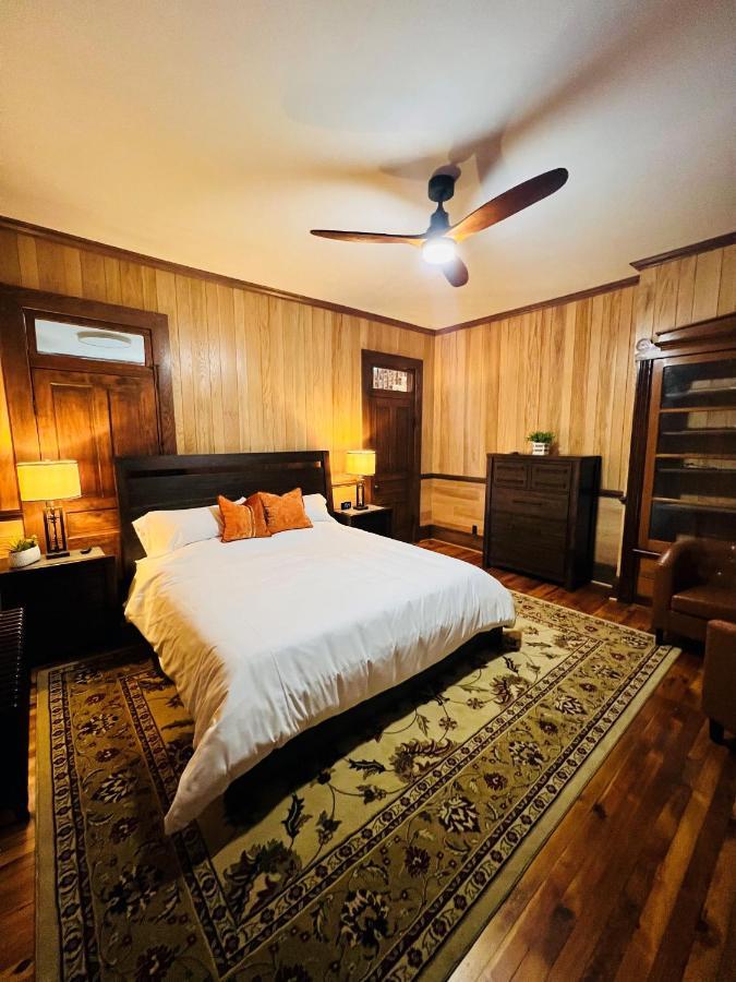 Monterey Inn Eksteriør bilde