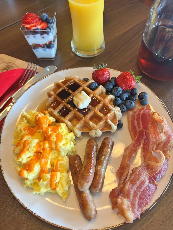 Monterey Inn Eksteriør bilde